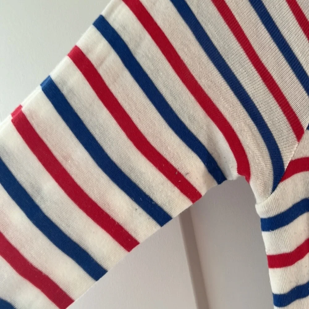 Gap favorite long sleeve t shirt
